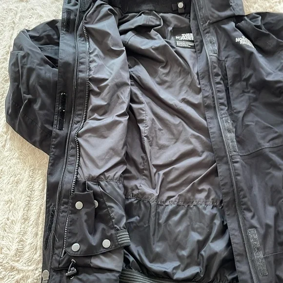 The North Face Ski Dryvent Jacket (insert missing) women’s size small black - Picture 3 of 11